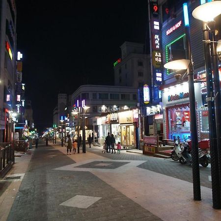 Hotel W ShinЧеджудо Экстерьер фото