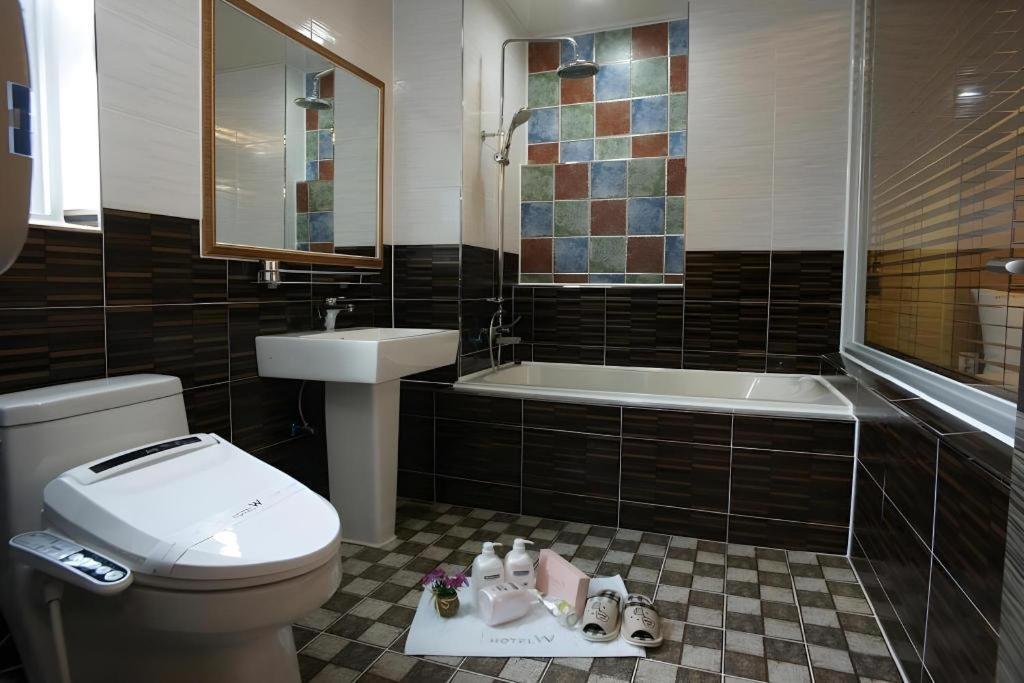 Hotel W ShinЧеджудо Экстерьер фото